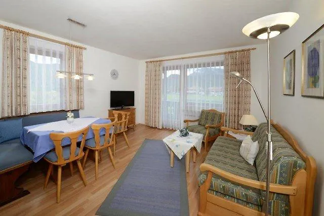 Haus Vierjahreszeiten Reit im Winkl Apartment
